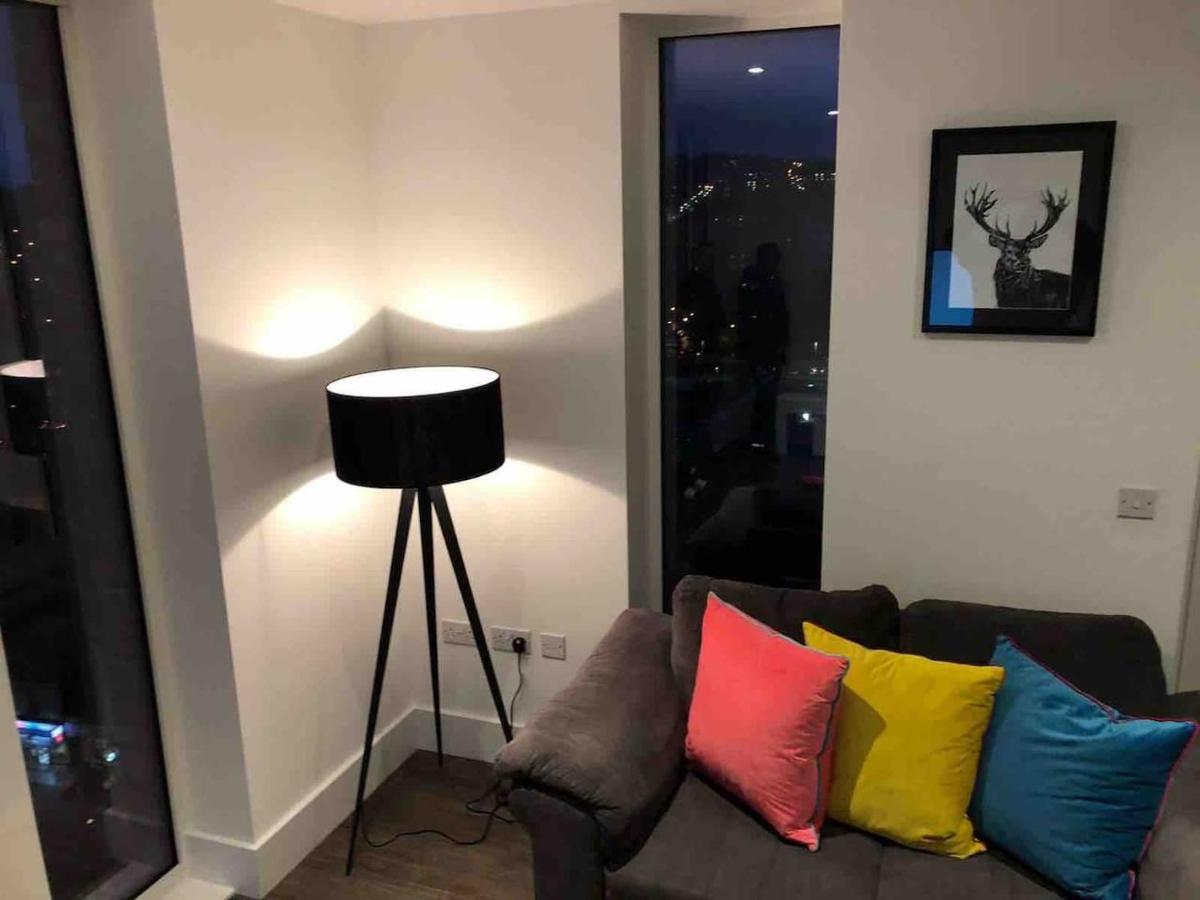High View Two Bedroom Apartment In Woolwich London Exterior photo