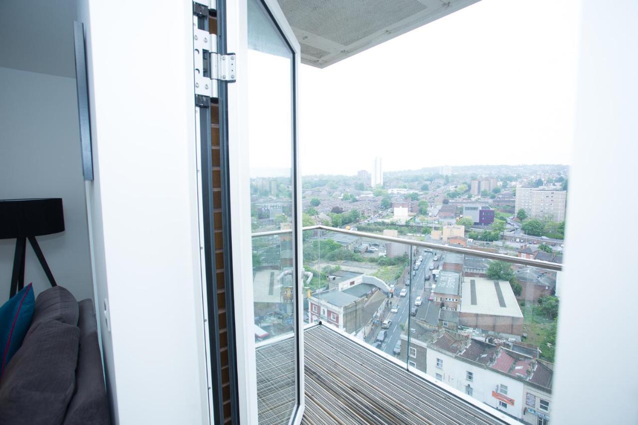 High View Two Bedroom Apartment In Woolwich London Exterior photo